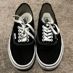 Men’s 7.5 Black Vans. EUC